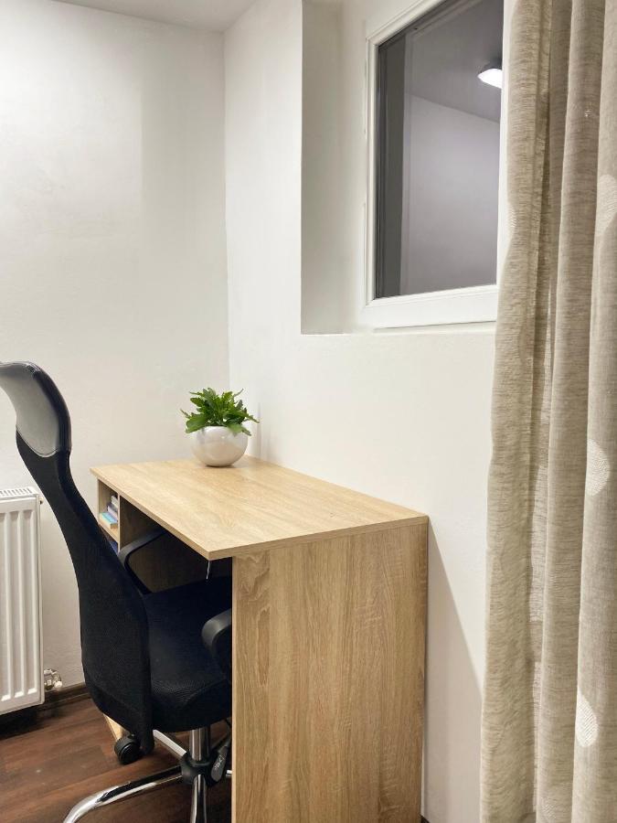 House Apartment In Timişoara Buitenkant foto